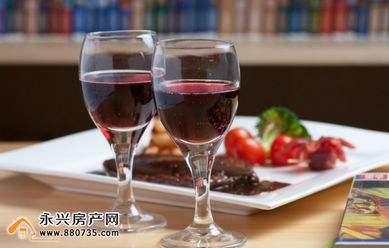 螃蟹和红酒能一起吃吗早餐