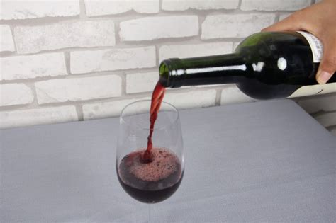怎么看红酒年份生产日期