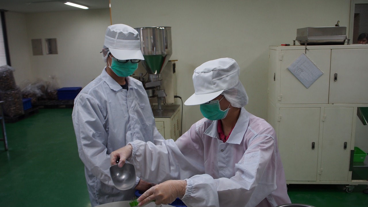 肋骨疼痛，可能的病因与应对方法