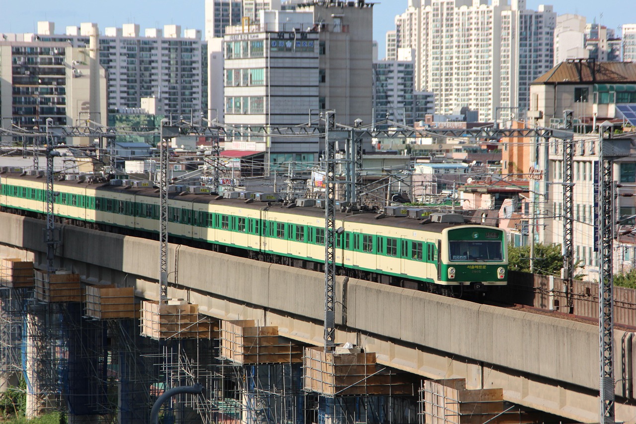 大连疫情现状，深入了解封城措施及其对市民生活的影响