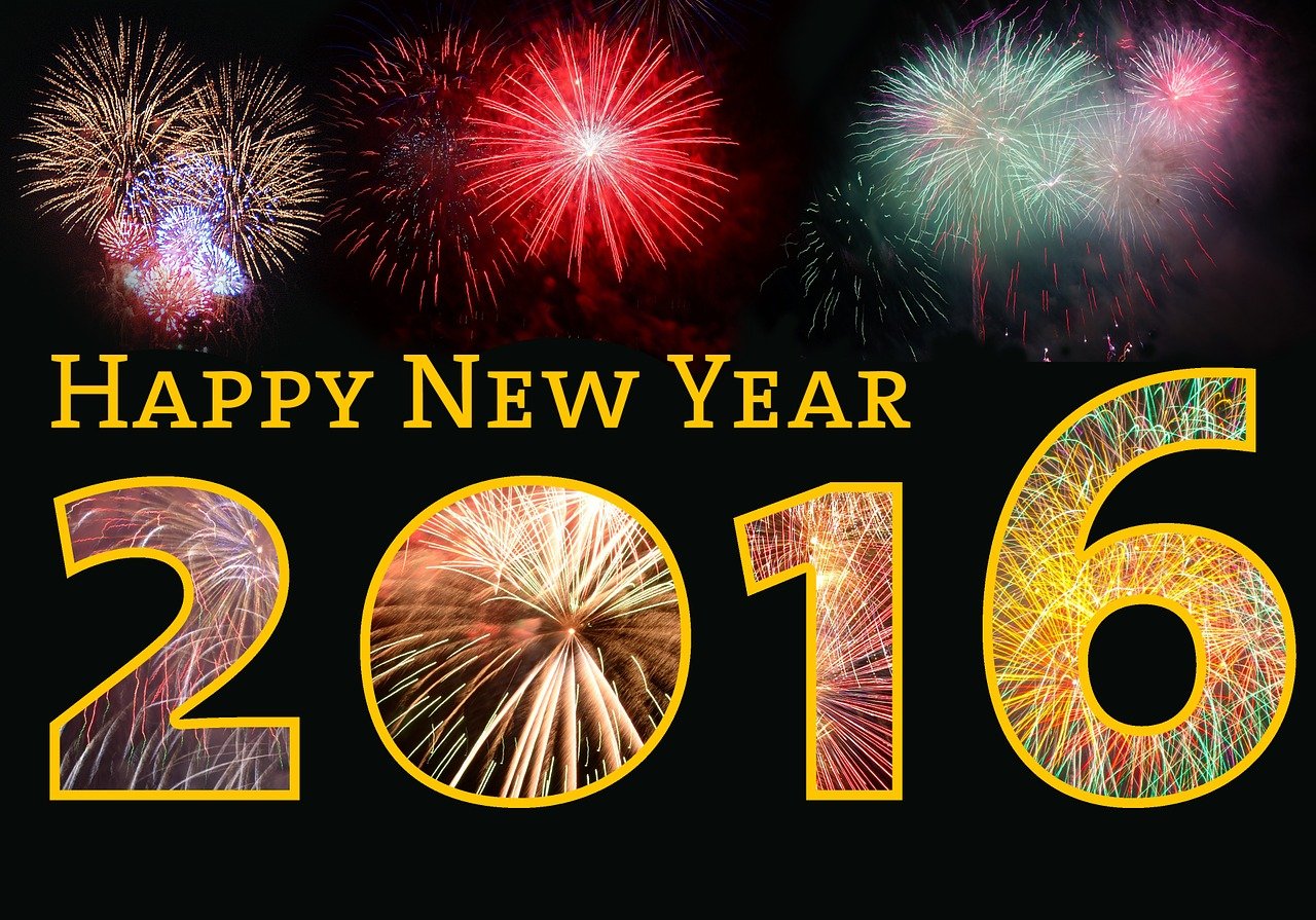 新年趣事，烟花下的欢笑